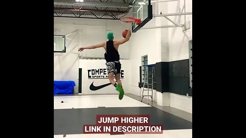 INCREDIBLE DUNK 😲🚀 #Shorts #dunker