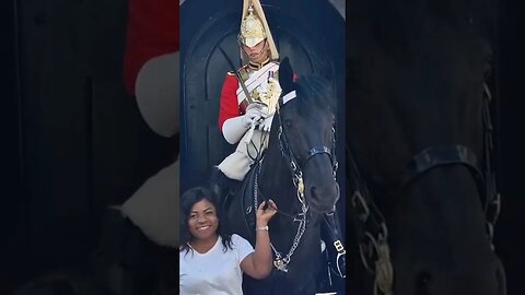 News sign still holding the reins #horseguardsparade