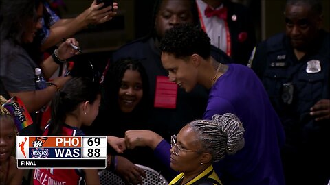 🥰 Brittney Griner Visits With Fans Before/After Phoenix Mercury's Loss vs Washington Mystics