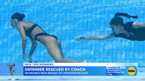 Coach dives into pool to rescue American swimmer Anita Alvarez at World Championships