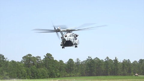 2nd MAW Commanding General flies in New CH-53K King Stallion