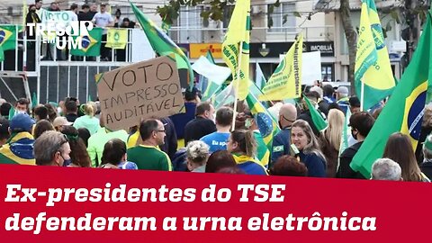 Brasil tem fim de semana marcado por manifestações a favor do voto impresso