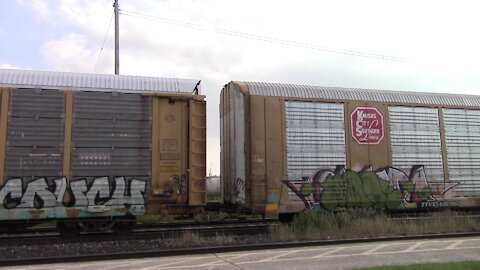 CN 5765, CN 2603 & CN 2229 Engines Manifest Train Eastbound In Sarnia