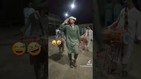 funny dance 🤣😂🤣😂