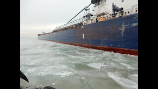 Algoma Conveyor coming into Calumet Harbor/River