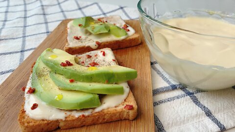 Potato Mayonnaise (Mayonesa de Papas) for super healthy recipes like this delicious avocado toast.