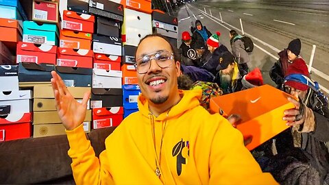 Giving Over 100 Shoes To Homeless People In Need For Christmas