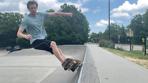 How to Frontside Slash Grind