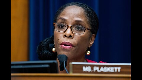 Stacey Plaskett CONFIRMS the DOJ & FBI Have Been WEAPONIZED Against Trump & the Right! Viva Frei