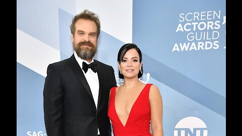 Lily Allen's rock n' roll wedding: Elvis Presley impersonator marries Lily Allen and David Harbour in Las Vegas!