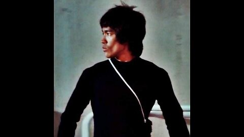 Cross kick Studio Films Bruce Lee Enter the Dragon