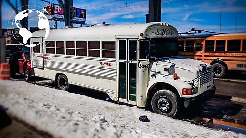 Nomadic Community Living in a Bus in New York City