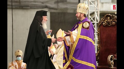 Ecumenistul Eretic Andreicut cu botnita hula dupa el, RECUNOASTE episcopia ereticului uniat Claudiu