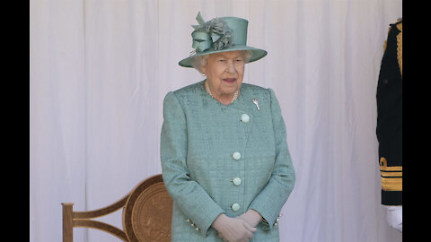 Queen Elizabeth planning Christmas bubble