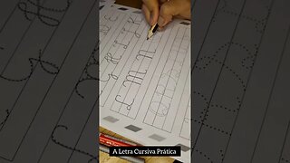 Como faz a voltinha da letra cursiva?