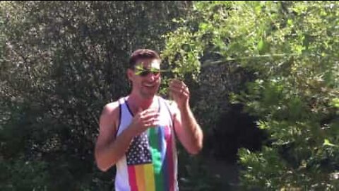 Man's emotional reaction when he sees colors for the first time