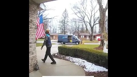 Driver Fixes & Salutes Flag #viralclips #viralvideos #trending #fypシ゚viral