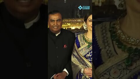 बनारसी साड़ी में Nita Ambani का रॉयल लुक, लूटी लाइमलाइट, Mukesh Ambani संग आईं नजर