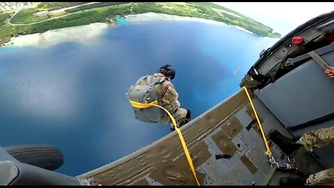 EOD Mobile Unit 5 Static Line Jumping