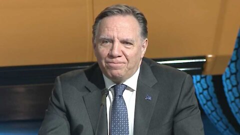 François Legault envisage de changer les heures du couvre-feu en zone rouge au Québec