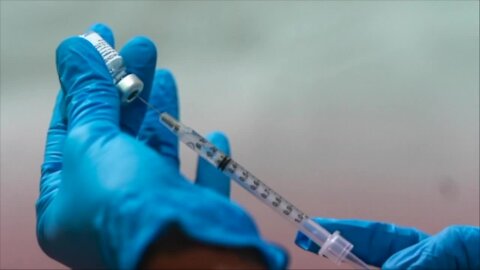 Gov. Hochul: NYS school personnel will be required to be vaccinated with option to test out weekly