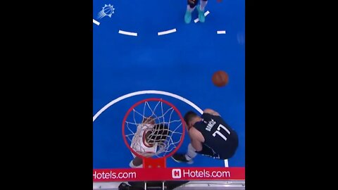 DeAndre Ayton Posterized Luka with an ELBOW!