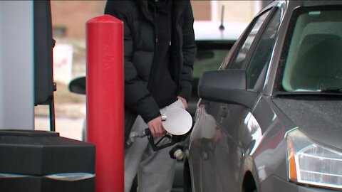 Gasoline vendor mistakenly fills unleaded pumps with diesel fuel at local Speedway, 4 cars sent to repair shop