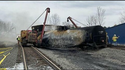 Workers Cleaning Up Toxic Spill in Ohio Are Getting Sick.