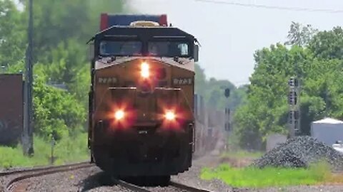 CSX I008 Intermodal Double-Stack Train From Berea, Ohio July 9, 2022