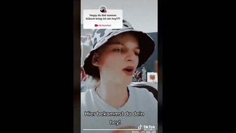 Rita Marlene in TikTok. Videos with music. Daughter Rita. She makes video alone.