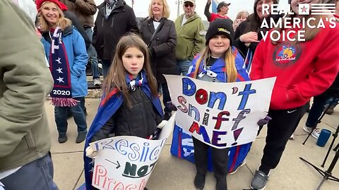 ►🚨▶◾️ A YEAR LATE... Biden met by angry residents of East Palestine, Ohio