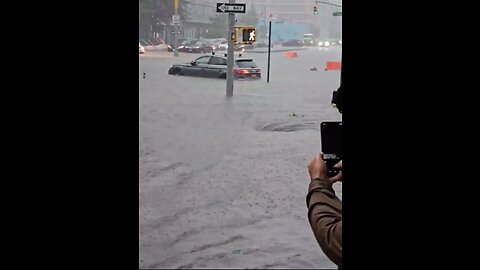 Massive floods in New York City!!!