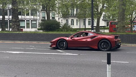 Ferrari 488 Pista