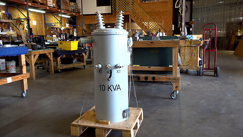 Overhead Distribution Transformer, Pole Mount, 12470V Delta 10 KVA