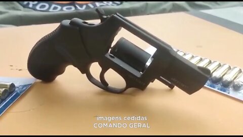 Homem preso com arma de fogo e munições na MGC-259 próximo ao Distrito de Pontal