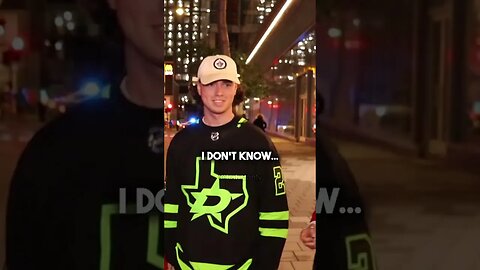 Dallas Stars jersey with a Winnipeg Jets hat ? 🤔