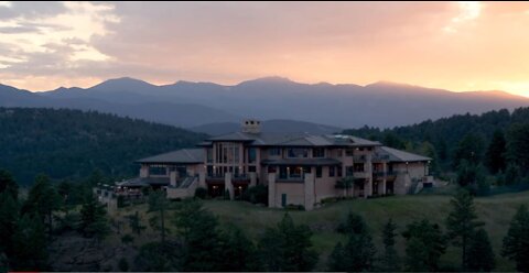 $19,999,000 An Uniquely Empowered Mountaintop Estate in Colorado | LUXURY LISTING