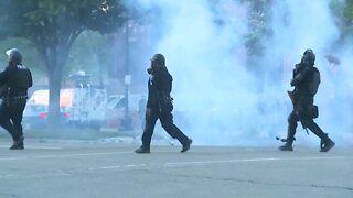 Detroit police move in to break up protesters