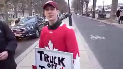 THE MOMENT KIER STARMER ( UK POLITICIAN) ARRIEVED AND GOT SURROUNDED #freedomconvoy2022 uk