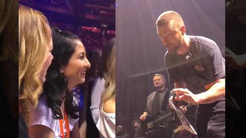 Justin Timberlake Stops Concert for Epic Pregnancy Announcement