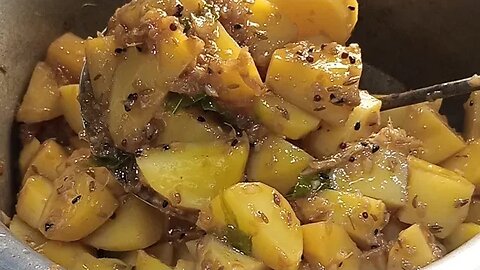 Aloo ki Recipe,Dhaba Aloo ki recipe,Aloo ka Salan,#aloorecipe