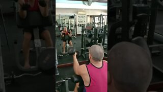 Dumbbell Preacher Curl Andre