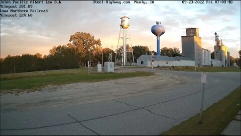 Sunrise over Manly, IA and East Dubuque, IL on September 23, 2022 #steelhighway