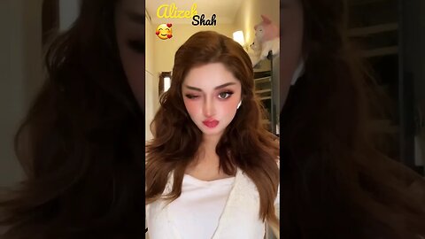 Alizeh Shah | Cute Look 🥰 #alizehshah #shorts #tkdvidzpr #india #jhoom #trending