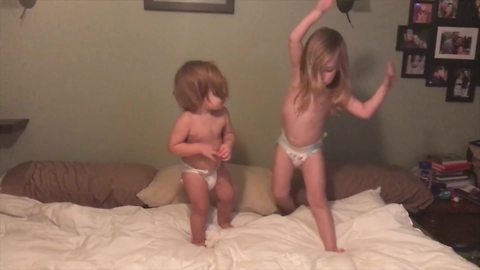 Hilarious Tot Fails At A Cartwheel