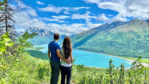 Alaska - 19 Year Anniversary // 1 Year in Alaska // Custom Beds // Family Hikes