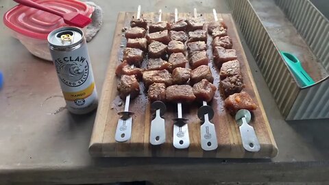 Making Szechuan Pepper Corn Pork Skewer with the Cave Tools Skewer Set