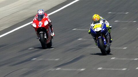 Historic Battles || Rossi vs Stoner Laguna Seca 08'