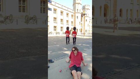 The armed guard kicks the tourist's shoe's out of the way tower of London #toweroflondon