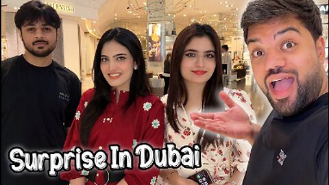 Yeh Log Bhi Dubai Aa Gaye ❤️ | Sistrology (Iqra Aur Areeb) Ne Surprise De Diya 😍